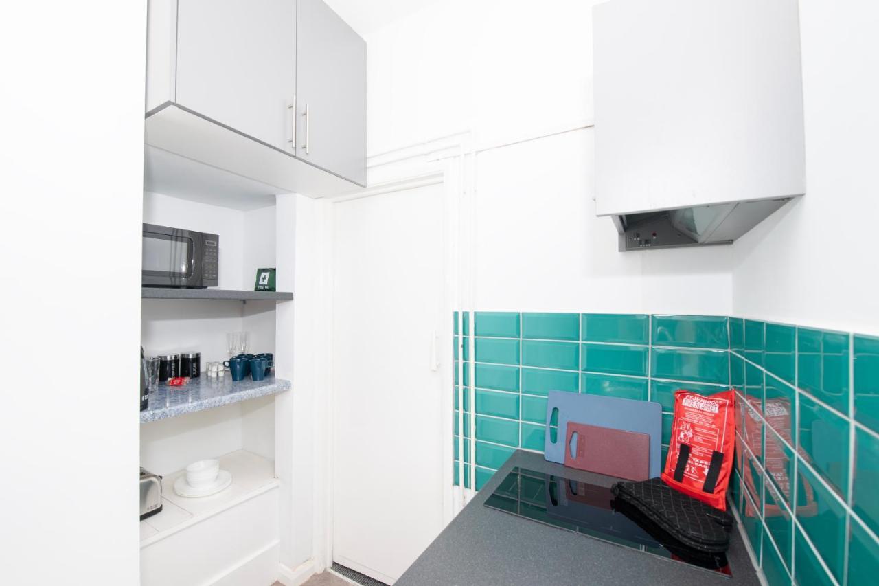 Versatile Cozy & Spacious Comfort Hull Apartments Кингстон-апон-Халл Экстерьер фото